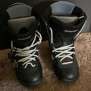 Women’s snowboots